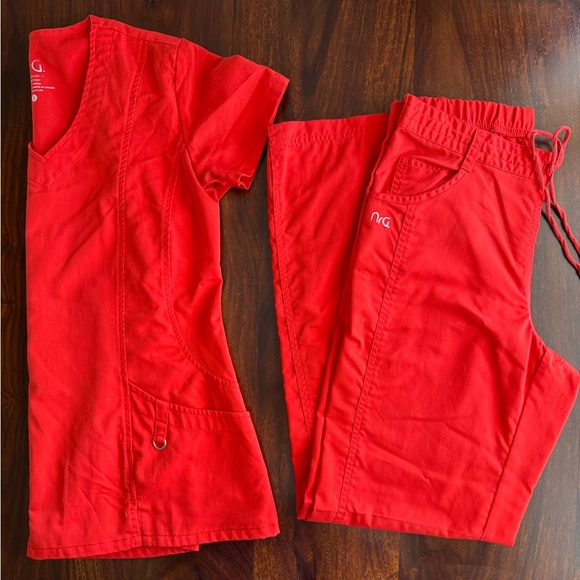 Barco Uniforms Other - Women’s NRG by Barco scrub set